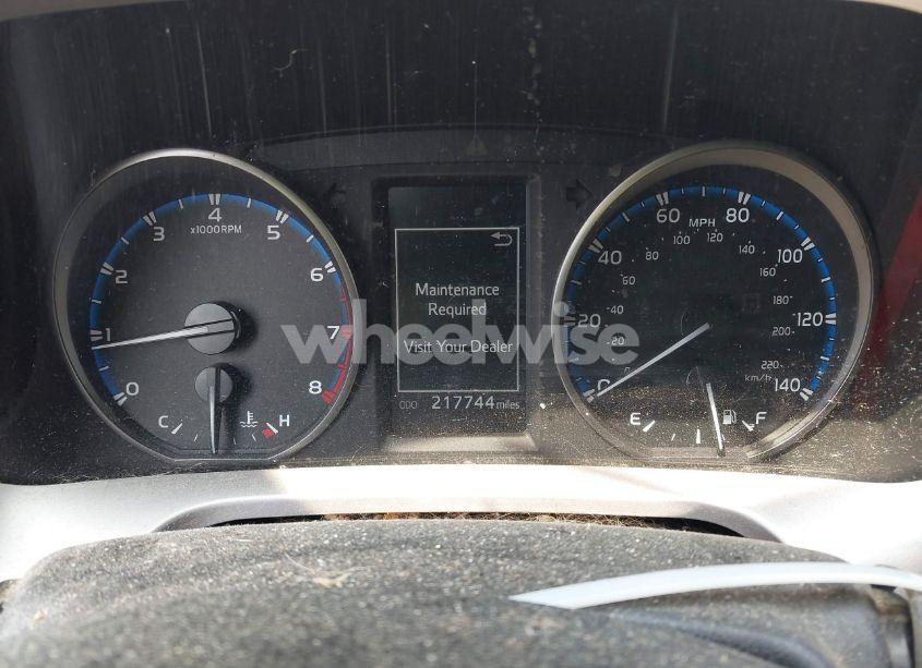 Photo 7 of 2017 Toyota Rav4 LE (VIN JTMBFREV6HD205665)