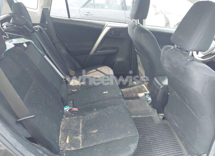 Photo 8 of 2017 Toyota Rav4 LE (VIN JTMBFREV6HD205665)