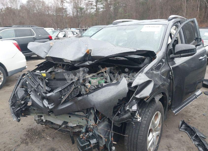 Photo 6 of 2015 Toyota Rav4 LE (VIN JTMBFREV7FJ038070)