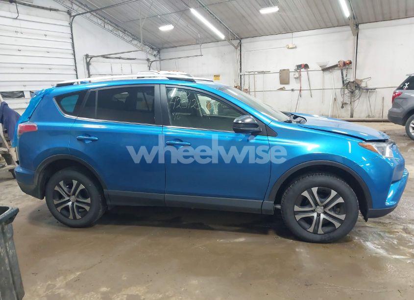 Photo 13 of 2016 Toyota Rav4 LE (VIN JTMBFREV7GJ103386)