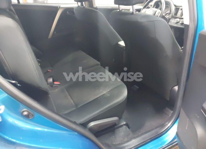 Photo 8 of 2016 Toyota Rav4 LE (VIN JTMBFREV7GJ103386)