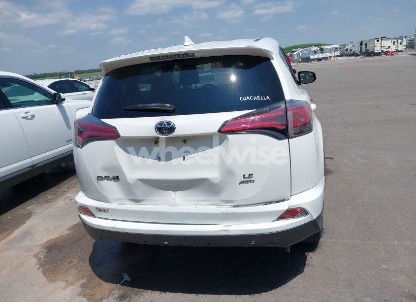 Photo 16 of 2017 Toyota Rav4 LE (VIN JTMBFREV8HD221334)