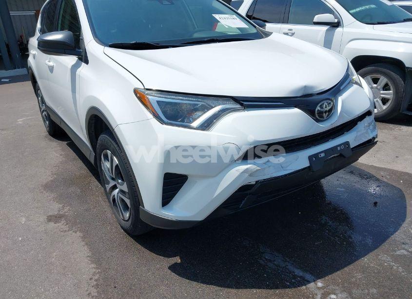Photo 6 of 2017 Toyota Rav4 LE (VIN JTMBFREV8HD221334)