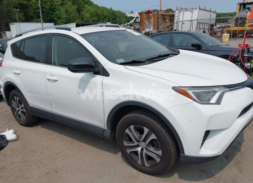 2017 Toyota Rav4 LE (VIN JTMBFREV9HJ139176) main photo