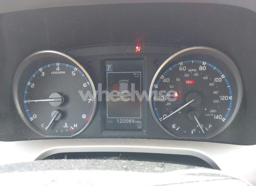 Photo 7 of 2017 Toyota Rav4 LE (VIN JTMBFREV9HJ139176)