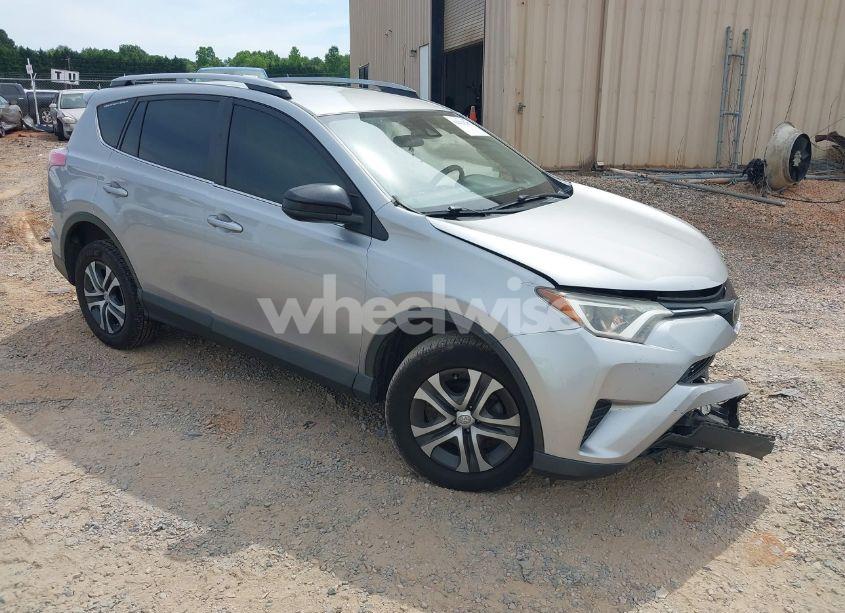 2018 Toyota Rav4 LE (VIN JTMBFREV9JJ257072) main photo