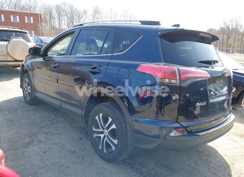 Photo 3 of 2018 Toyota Rav4 LE (VIN JTMBFREV9JJ739024)