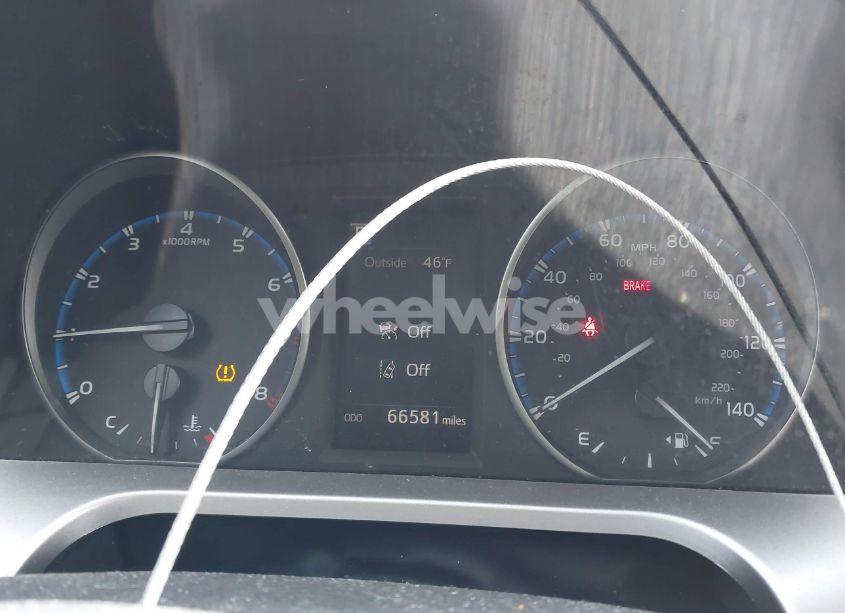 Photo 7 of 2018 Toyota Rav4 LE (VIN JTMBFREV9JJ739024)