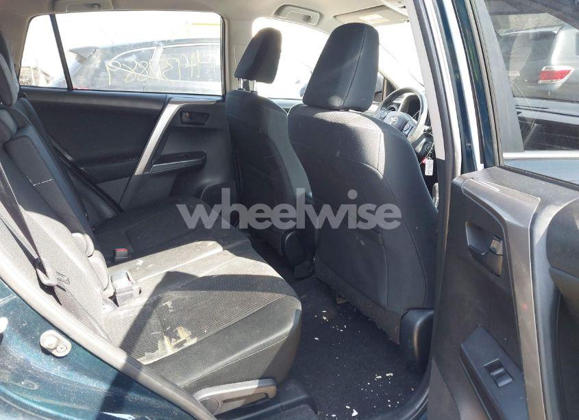 Photo 8 of 2018 Toyota Rav4 LE (VIN JTMBFREV9JJ739024)