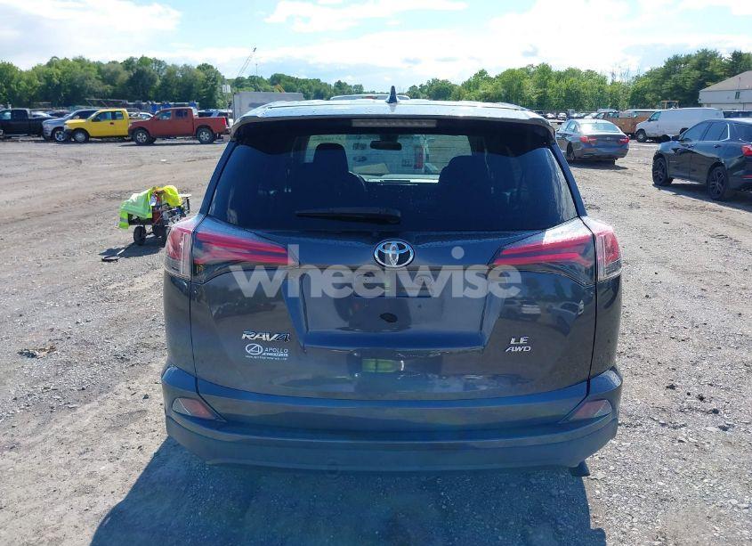 Photo 16 of 2018 Toyota Rav4 LE (VIN JTMBFREVXJJ730283)