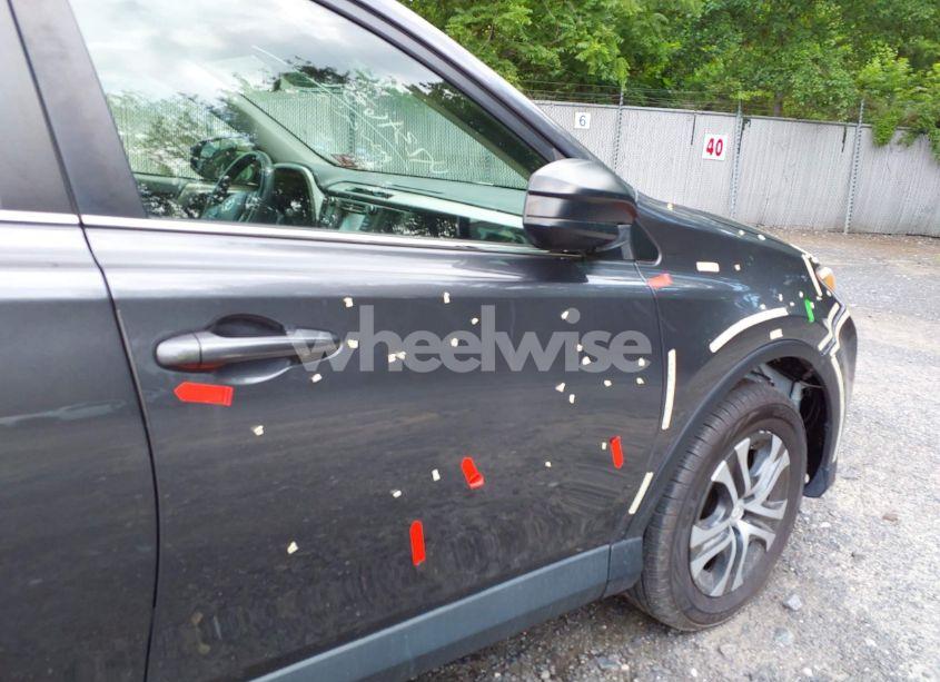 Photo 18 of 2018 Toyota Rav4 LE (VIN JTMBFREVXJJ730283)