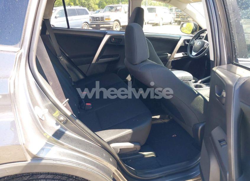 Photo 8 of 2018 Toyota Rav4 LE (VIN JTMBFREVXJJ730283)