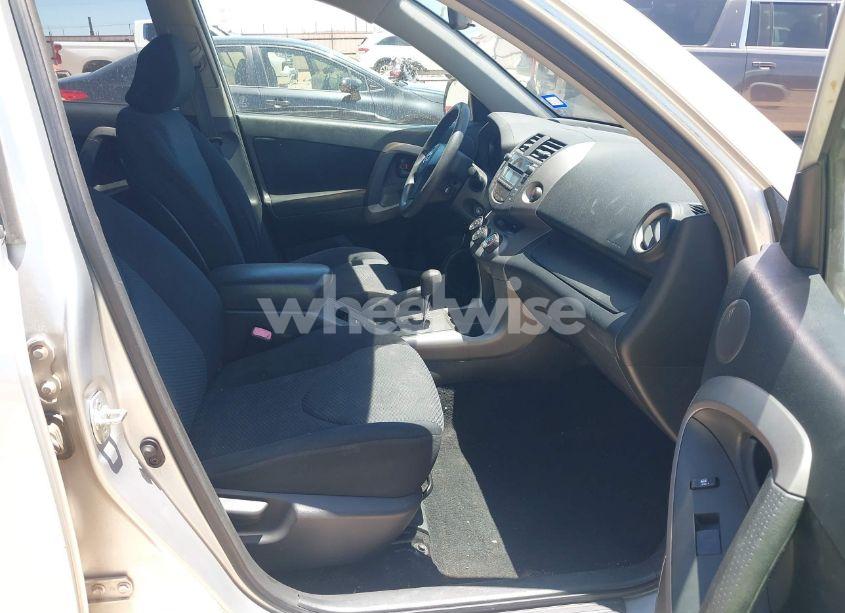 Photo 5 of 2006 Toyota Rav4 SPORT V6 (VIN JTMBK32V166002441)