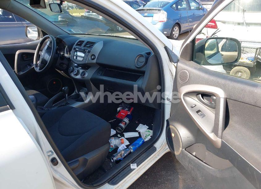 Photo 5 of 2006 Toyota Rav4 SPORT V6 (VIN JTMBK32V665000738)