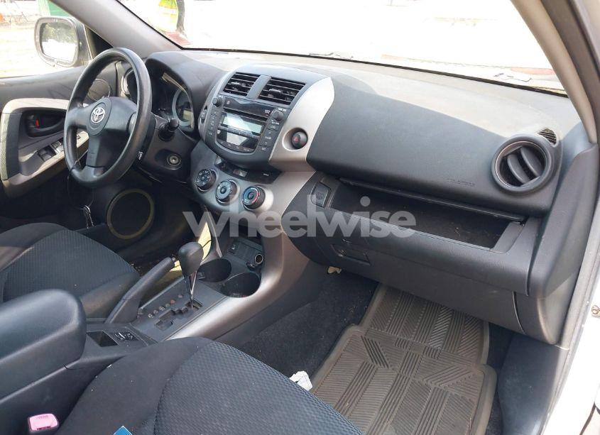 Photo 5 of 2006 Toyota Rav4 SPORT V6 (VIN JTMBK32VX65000550)