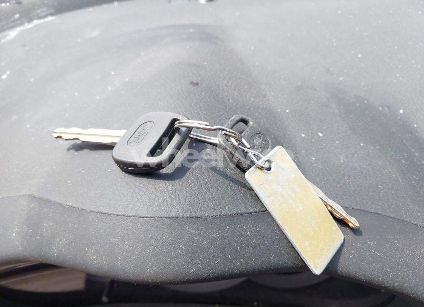 Photo 11 of 2006 Toyota Rav4 BASE V6 (VIN JTMBK33V565009977)