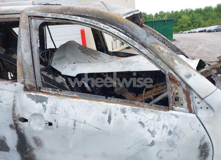 Photo 5 of 2006 Toyota Rav4 BASE V6 (VIN JTMBK33V766000269)