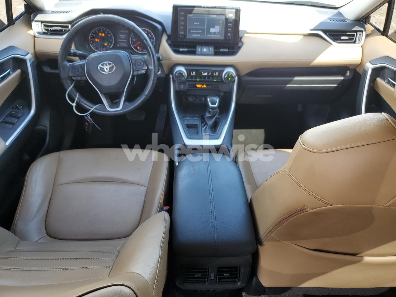 Photo 8 of 2019 TOYOTA RAV4 XLE PREMIUM (VIN JTMC1RFV1KD014468)