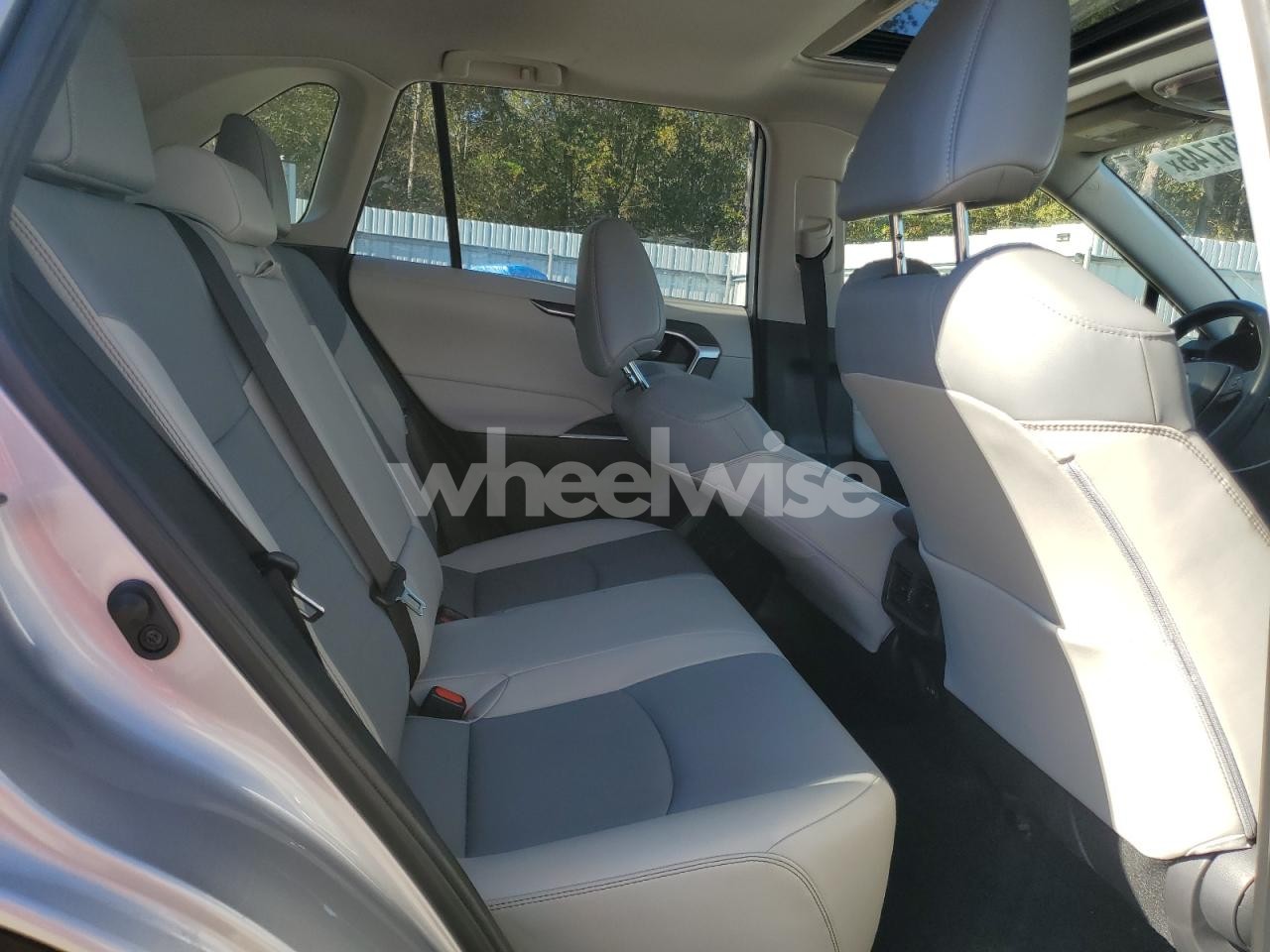 Photo 11 of 2023 TOYOTA RAV4 XLE PREMIUM (VIN JTMC1RFV4PD100607)