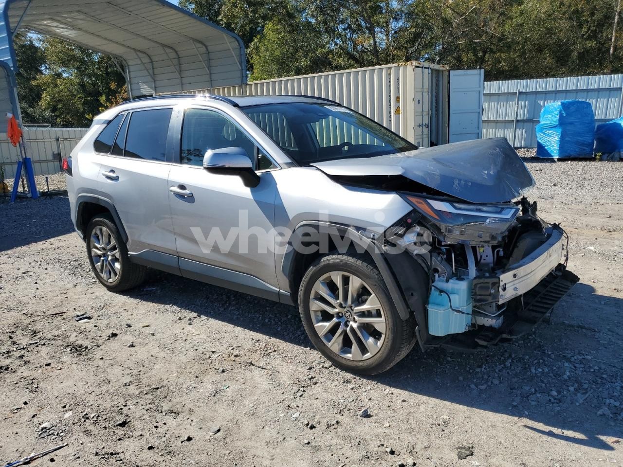 Photo 4 of 2023 TOYOTA RAV4 XLE PREMIUM (VIN JTMC1RFV4PD100607)