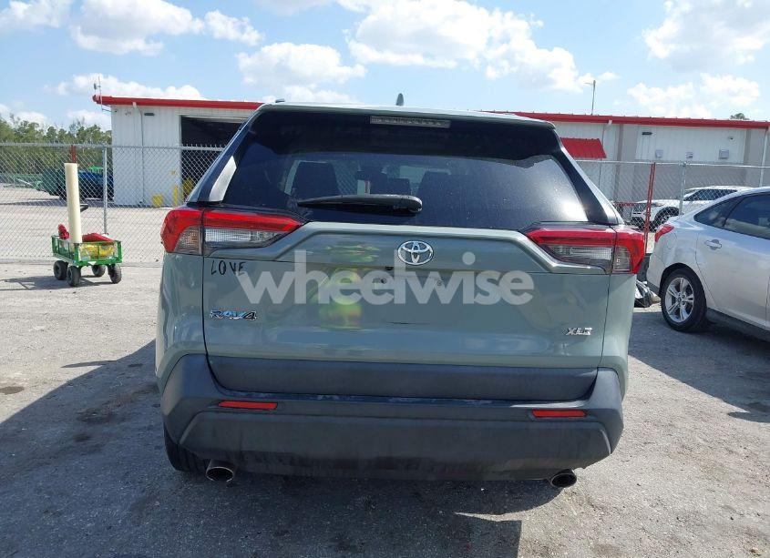 Photo 16 of 2019 Toyota Rav4 XLE PREMIUM (VIN JTMC1RFV5KD014585)