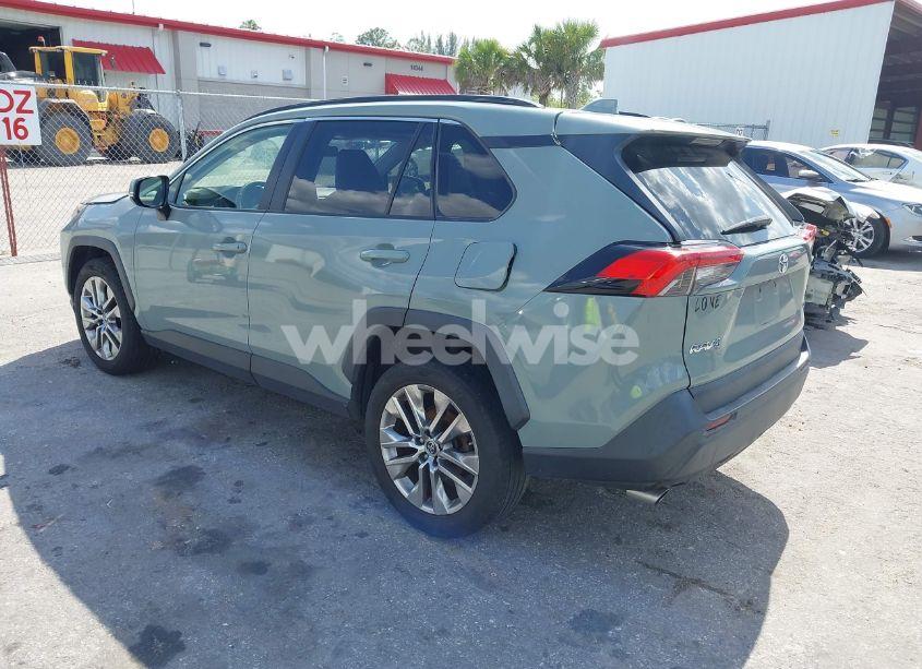 Photo 3 of 2019 Toyota Rav4 XLE PREMIUM (VIN JTMC1RFV5KD014585)