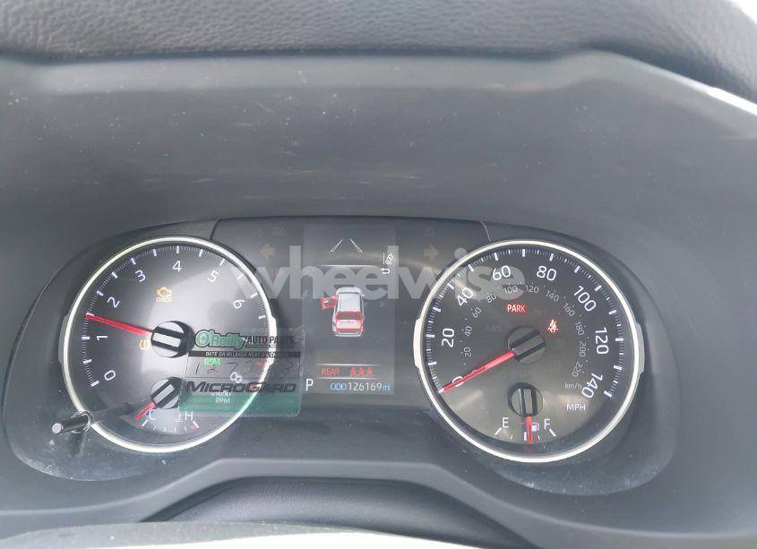 Photo 7 of 2019 Toyota Rav4 XLE PREMIUM (VIN JTMC1RFV5KD014585)