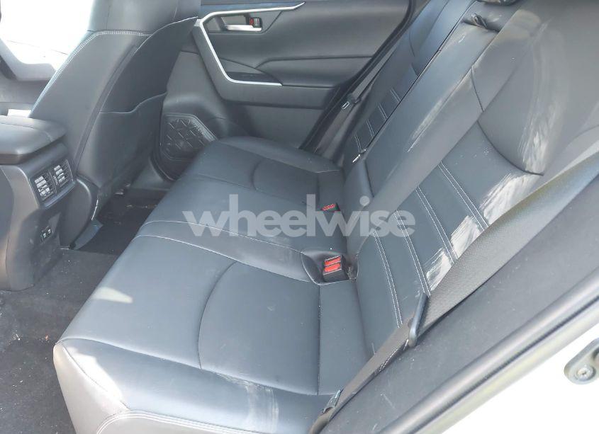 Photo 8 of 2020 Toyota Rav4 XLE PREMIUM (VIN JTMC1RFV5LD519088)