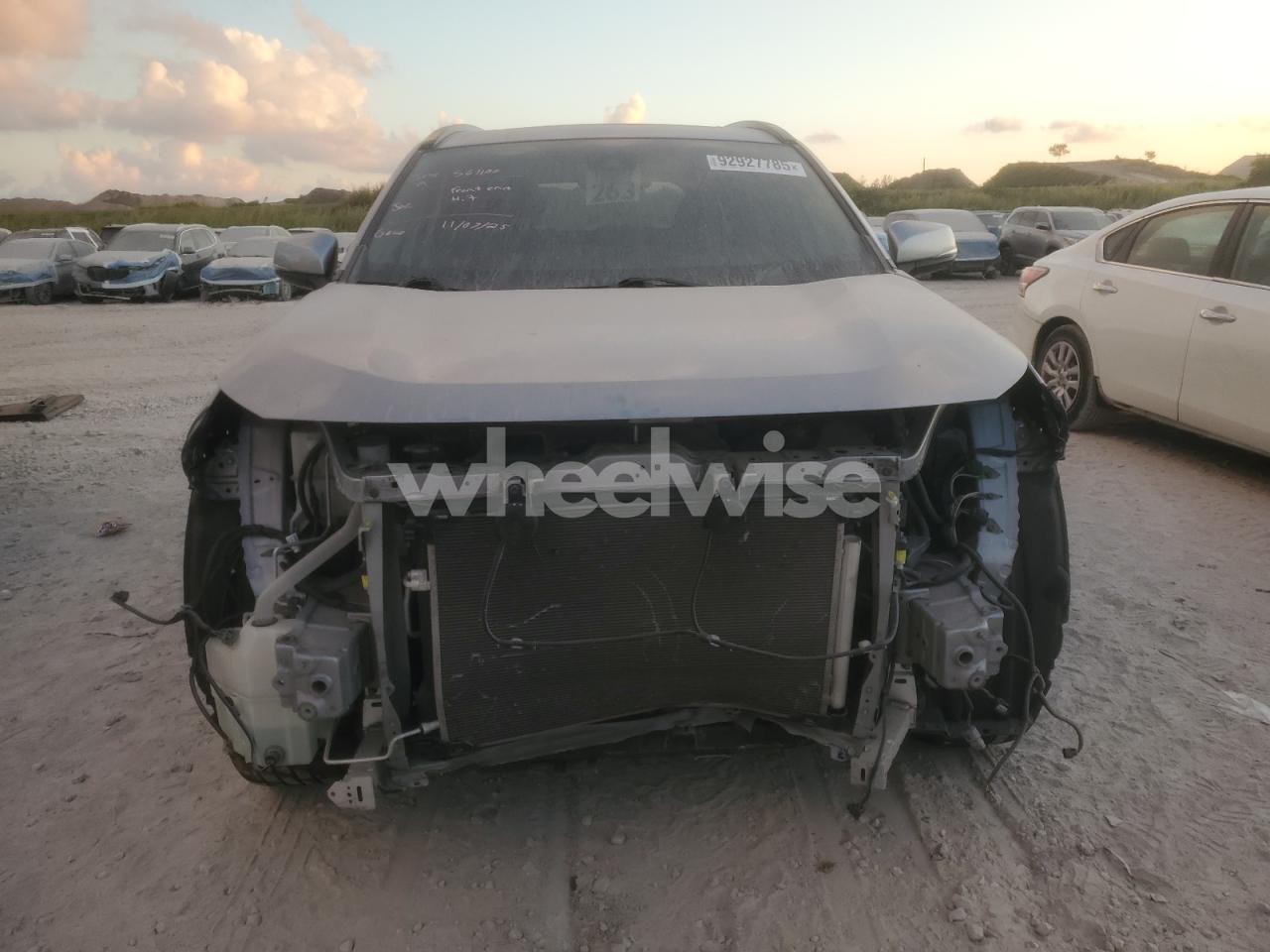 Photo 5 of 2019 TOYOTA RAV4 XLE PREMIUM (VIN JTMC1RFV6KD036174)