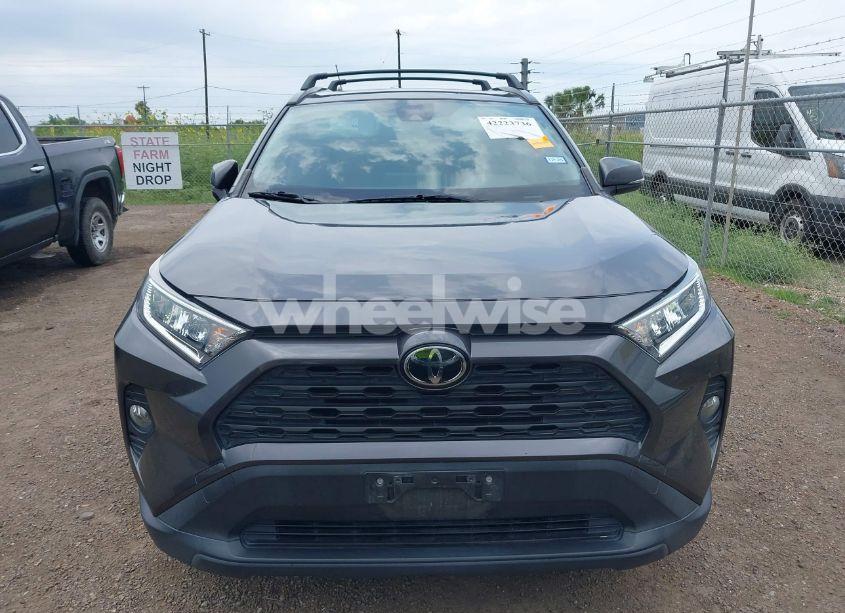 Photo 12 of 2019 Toyota Rav4 XLE PREMIUM (VIN JTMC1RFV9KJ016521)