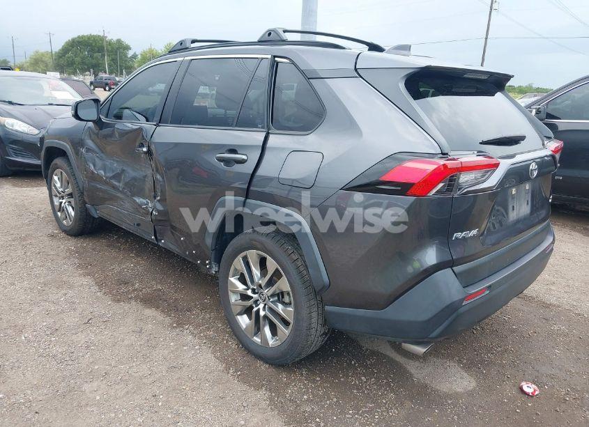 Photo 3 of 2019 Toyota Rav4 XLE PREMIUM (VIN JTMC1RFV9KJ016521)