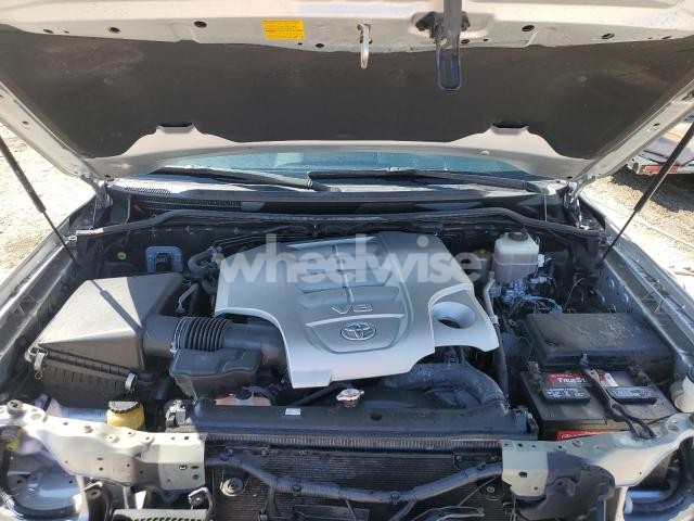 Photo 12 of 2018 TOYOTA LAND CRUISER (VIN JTMCY7AJ8J4063914)