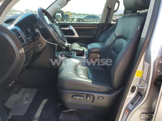 Photo 14 of 2018 TOYOTA LAND CRUISER (VIN JTMCY7AJ8J4063914)