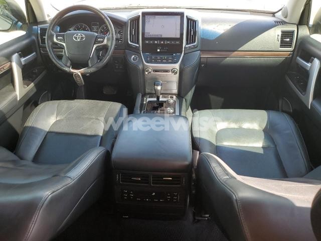 Photo 2 of 2018 TOYOTA LAND CRUISER (VIN JTMCY7AJ8J4063914)