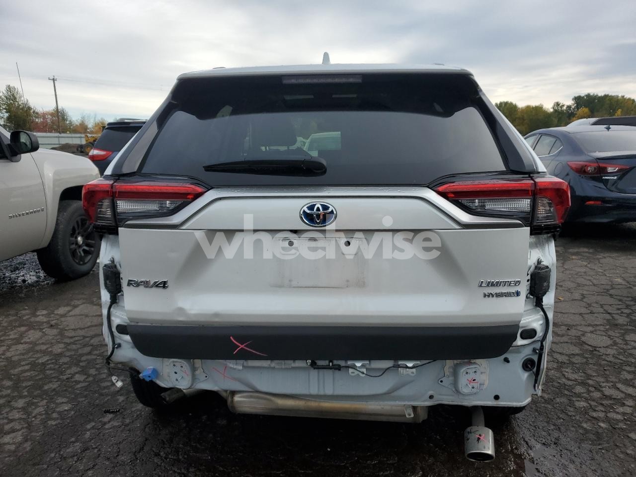 Photo 6 of 2023 TOYOTA RAV4 LIMITED (VIN JTMD6RFV3PD094269)