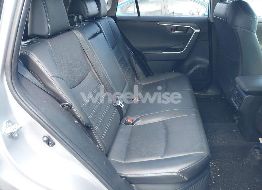 Photo 8 of 2022 Toyota Rav4 HYBRID LIMITED (VIN JTMD6RFV8NJ017198)