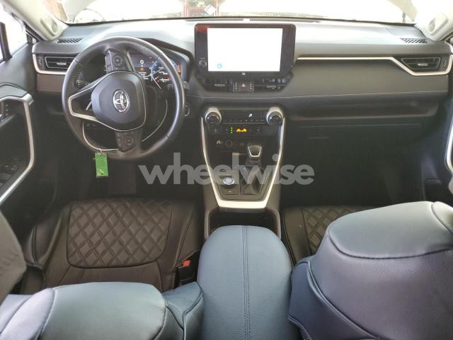 Photo 6 of 2024 TOYOTA RAV4 LIMITED (VIN JTMD6RFV9RD144952)