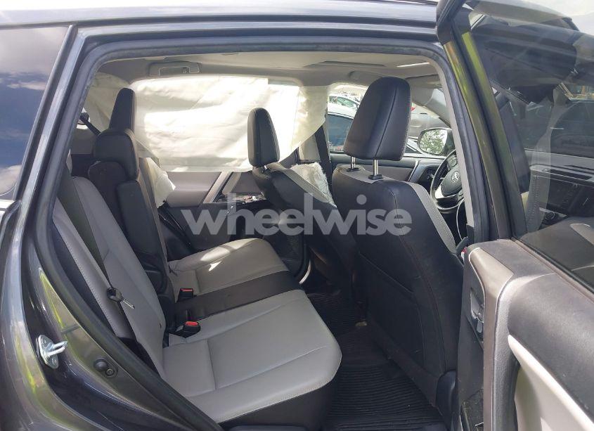 Photo 8 of 2016 Toyota Rav4 LIMITED (VIN JTMDFREV0GJ067632)