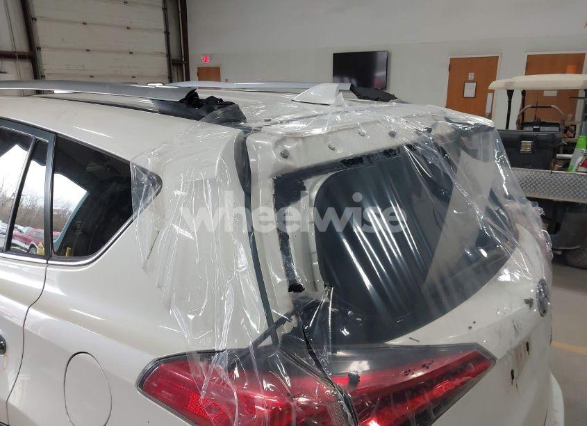 Photo 19 of 2018 Toyota Rav4 LIMITED (VIN JTMDFREV1JJ223488)