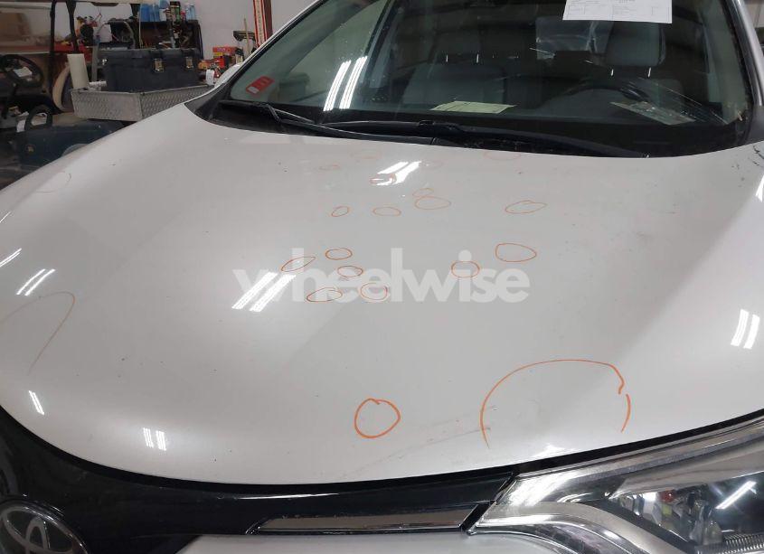 Photo 21 of 2018 Toyota Rav4 LIMITED (VIN JTMDFREV1JJ223488)