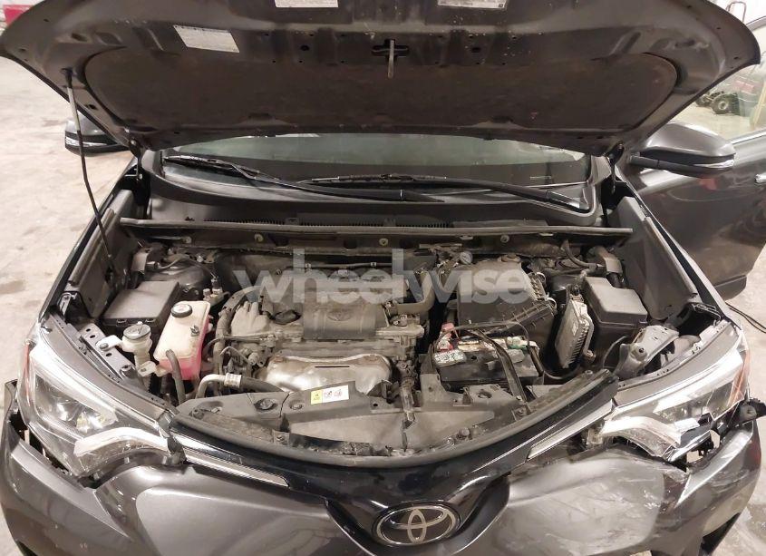 Photo 10 of 2018 Toyota Rav4 LIMITED (VIN JTMDFREV6JJ189726)