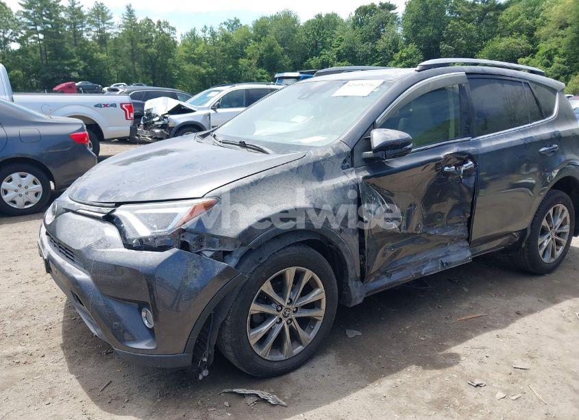 Photo 6 of 2018 Toyota Rav4 LIMITED (VIN JTMDFREV7JJ195275)