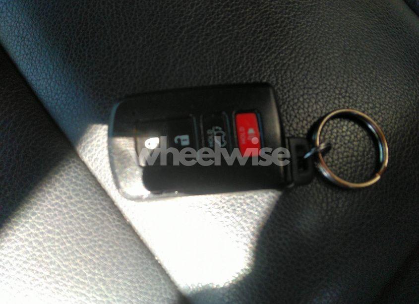 Photo 11 of 2013 Toyota Rav4 LIMITED (VIN JTMDFREVXD5000539)