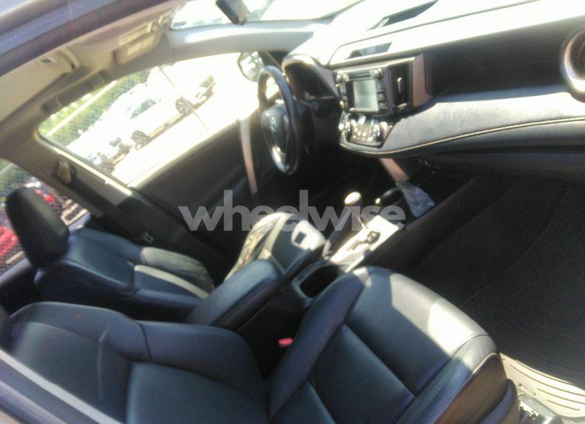 Photo 5 of 2013 Toyota Rav4 LIMITED (VIN JTMDFREVXD5000539)