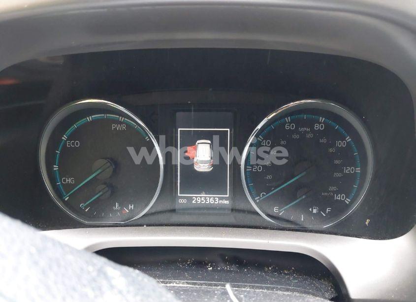 Photo 7 of 2016 Toyota Rav4 HYBRID LIMITED (VIN JTMDJREV2GD001094)