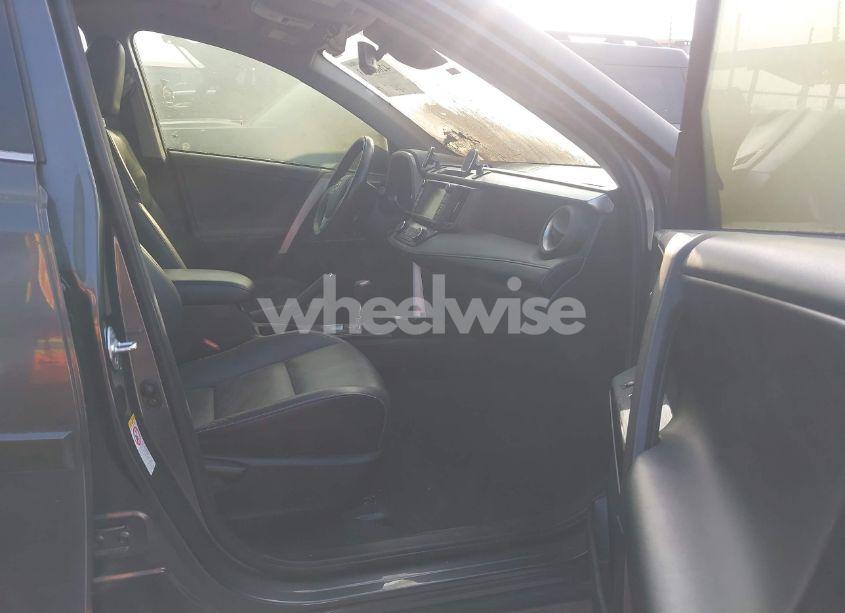 Photo 5 of 2017 Toyota Rav4 HYBRID LIMITED (VIN JTMDJREV2HD144399)