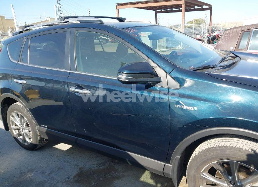 Photo 13 of 2018 Toyota Rav4 HYBRID LIMITED (VIN JTMDJREV2JD167395)