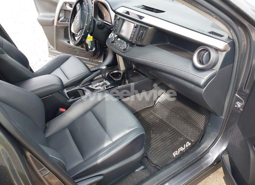 Photo 5 of 2017 Toyota Rav4 HYBRID LIMITED (VIN JTMDJREV3HD134657)