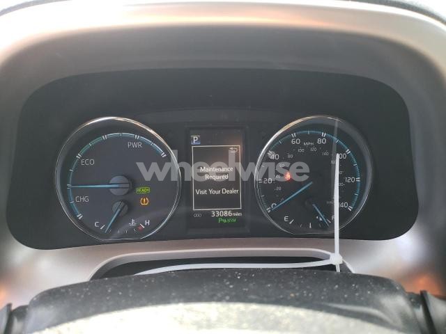 Photo 4 of 2018 TOYOTA RAV4 HV LIMITED (VIN JTMDJREV5JD252229)