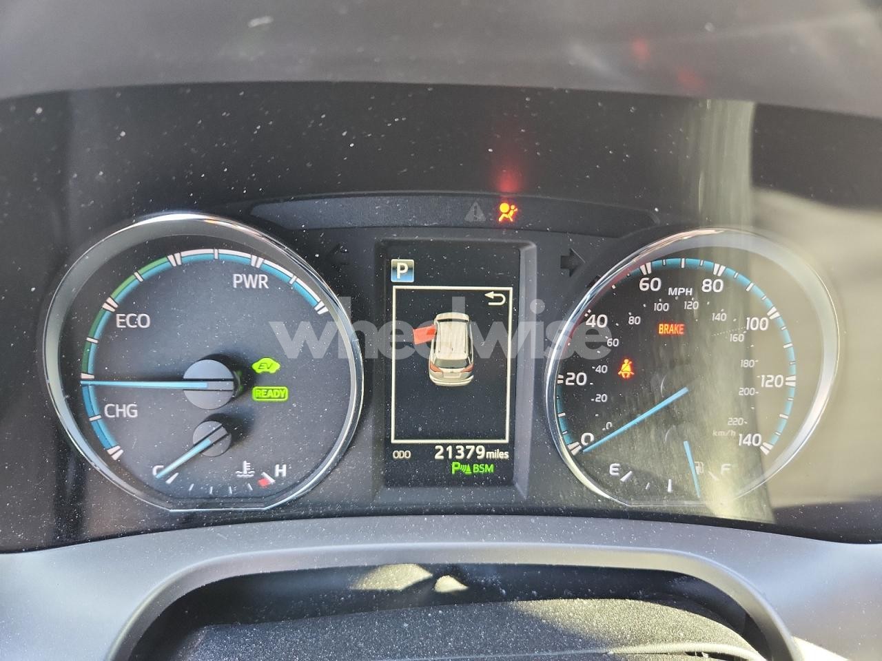 Photo 9 of 2017 TOYOTA RAV4 HV LIMITED (VIN JTMDJREV6HD067066)